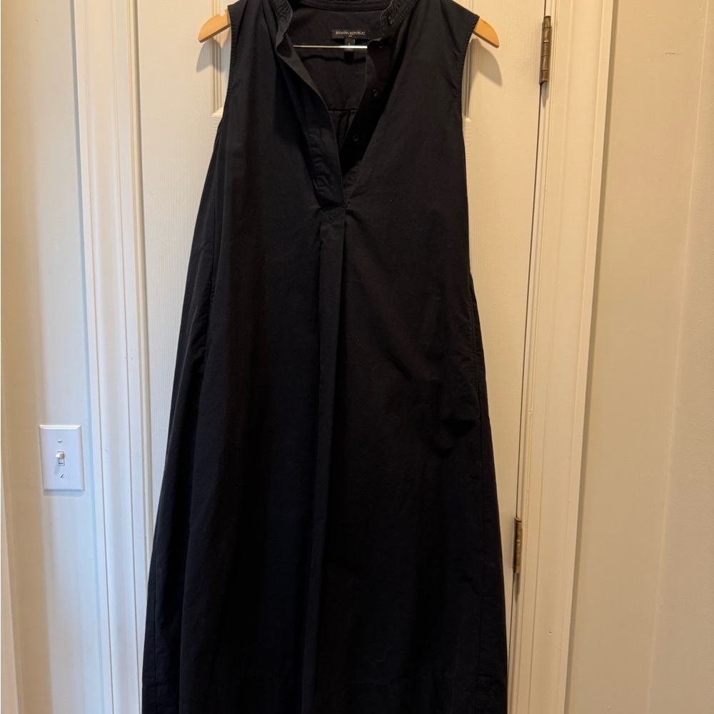 Banana Republic Black Sleeveless Shirt Dress